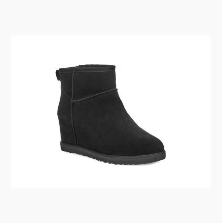 UGG Classic Femme Mini Black Boots for Women (DPJU38597)